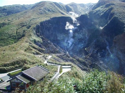 台灣死火山|台北大屯火山群：科研人员如何发现地底下有岩浆库